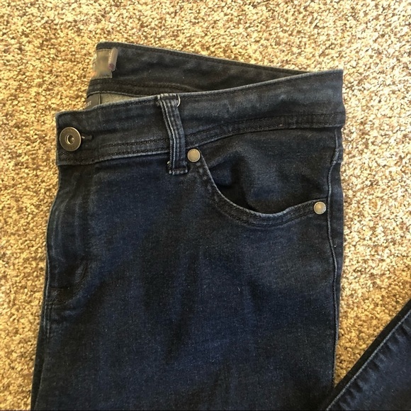 Torrid/ MIDFIT SKINNY SUPER SOFT MID-RISE JEAN / 14R - Picture 6 of 16